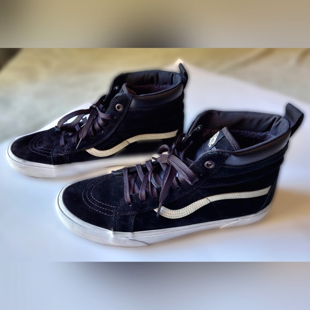 VANS "Off the Wall" Hightop Black Suede, Men's size 11, Great Used Condition